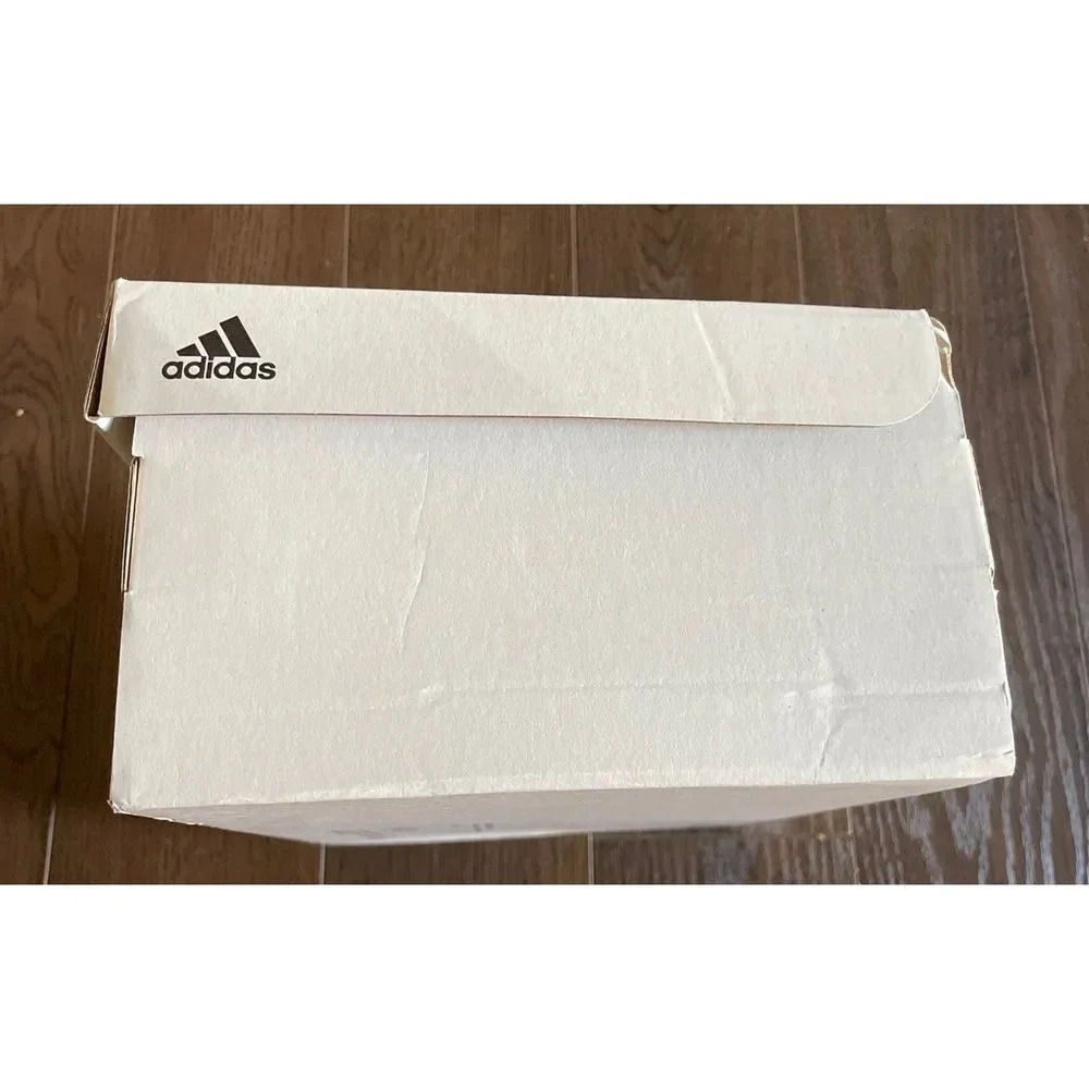 Adidas empty‎ shoe box